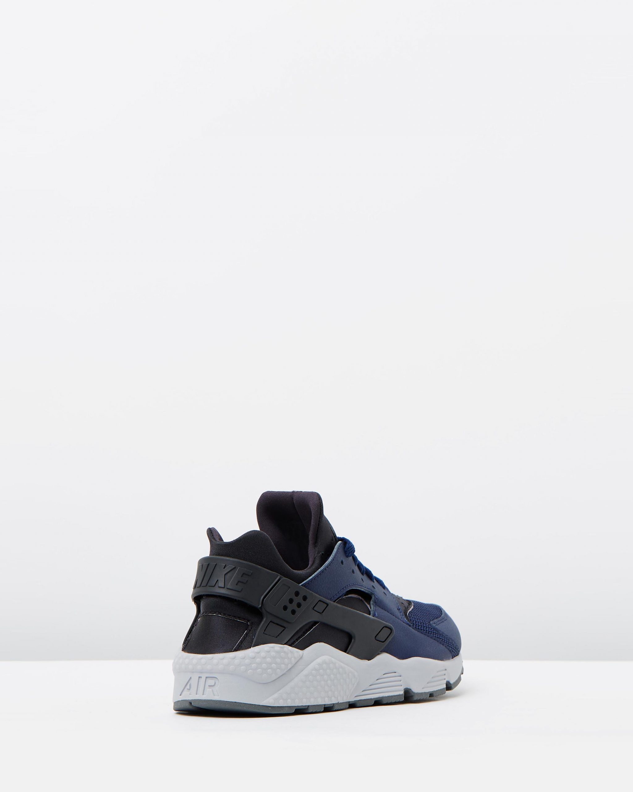 Nike Mens Air Huarache Mid Navy 2 Nike Mens Air Huarache Mid Navy 2